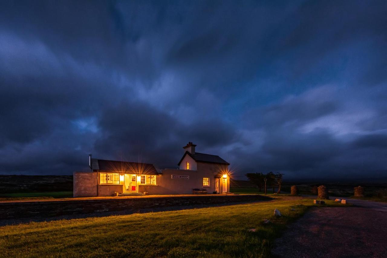 Cashelnagor Railway Station Villa Gortahork Exteriör bild